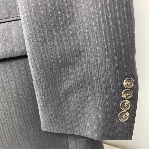 Chaps 100% Wool Suit Coat Blazer Jacket Men's 38R‎ Black Pinstripe 2-Button - Picture 4 of 8